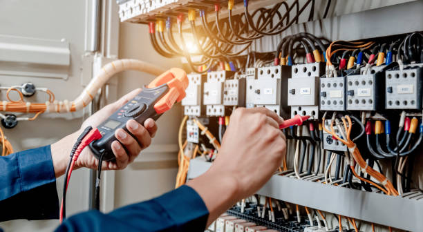  Grinnell, IA Electrician Pros