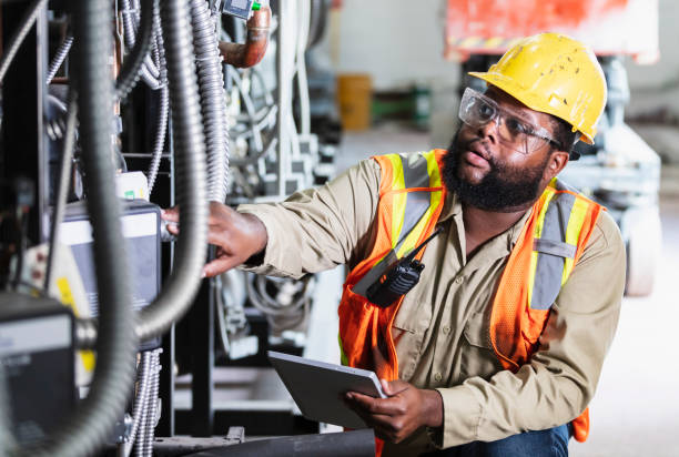 Best Electric Panel Repair  in Grinnell, IA